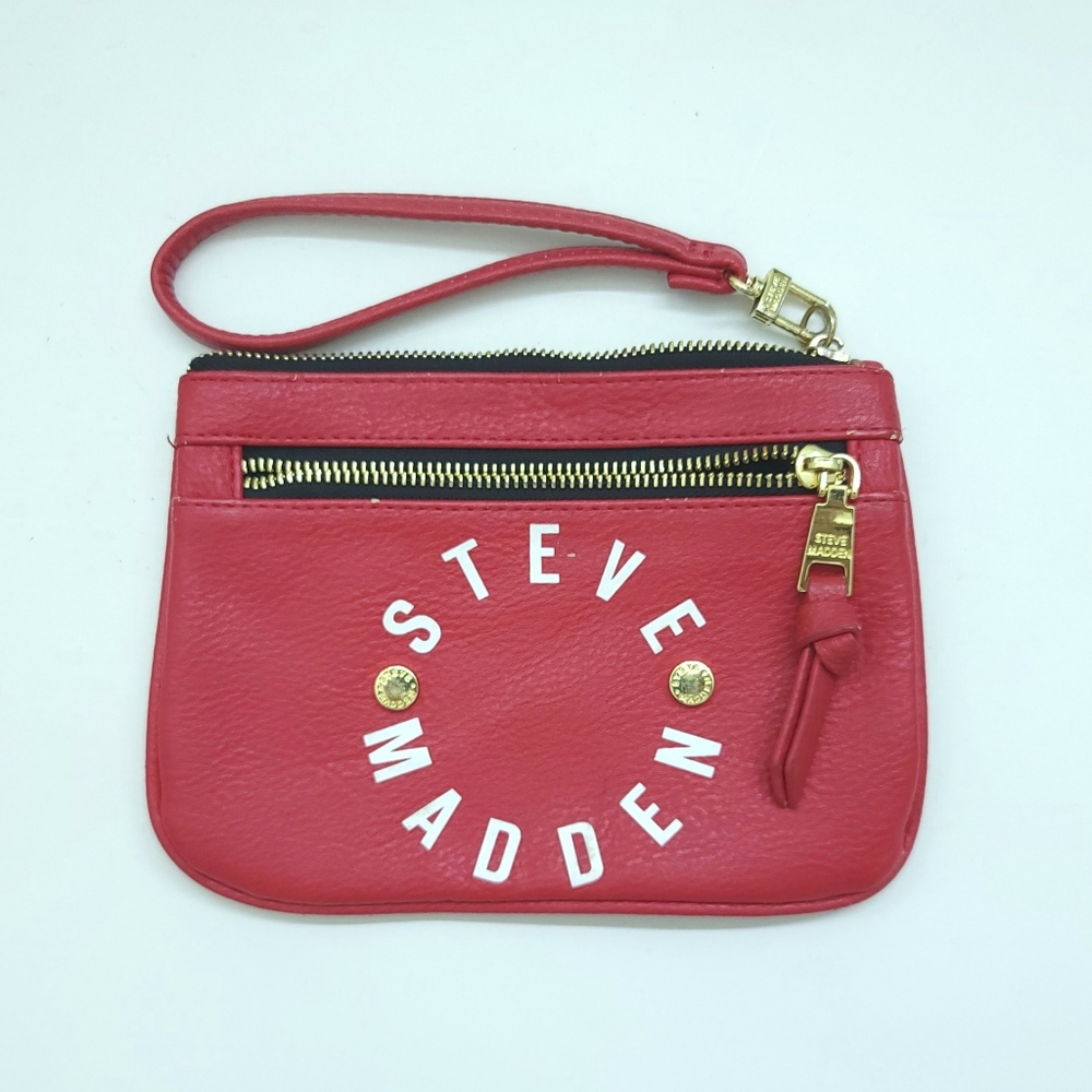 STEVE MADDEN WALLET Red Soft Texture Gold Hardware Zip Wrist